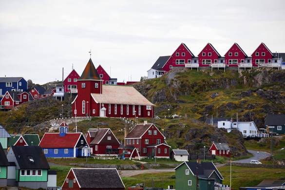 AE Expeditions Sisimiut,Greenland, Michael Baynes.jpg